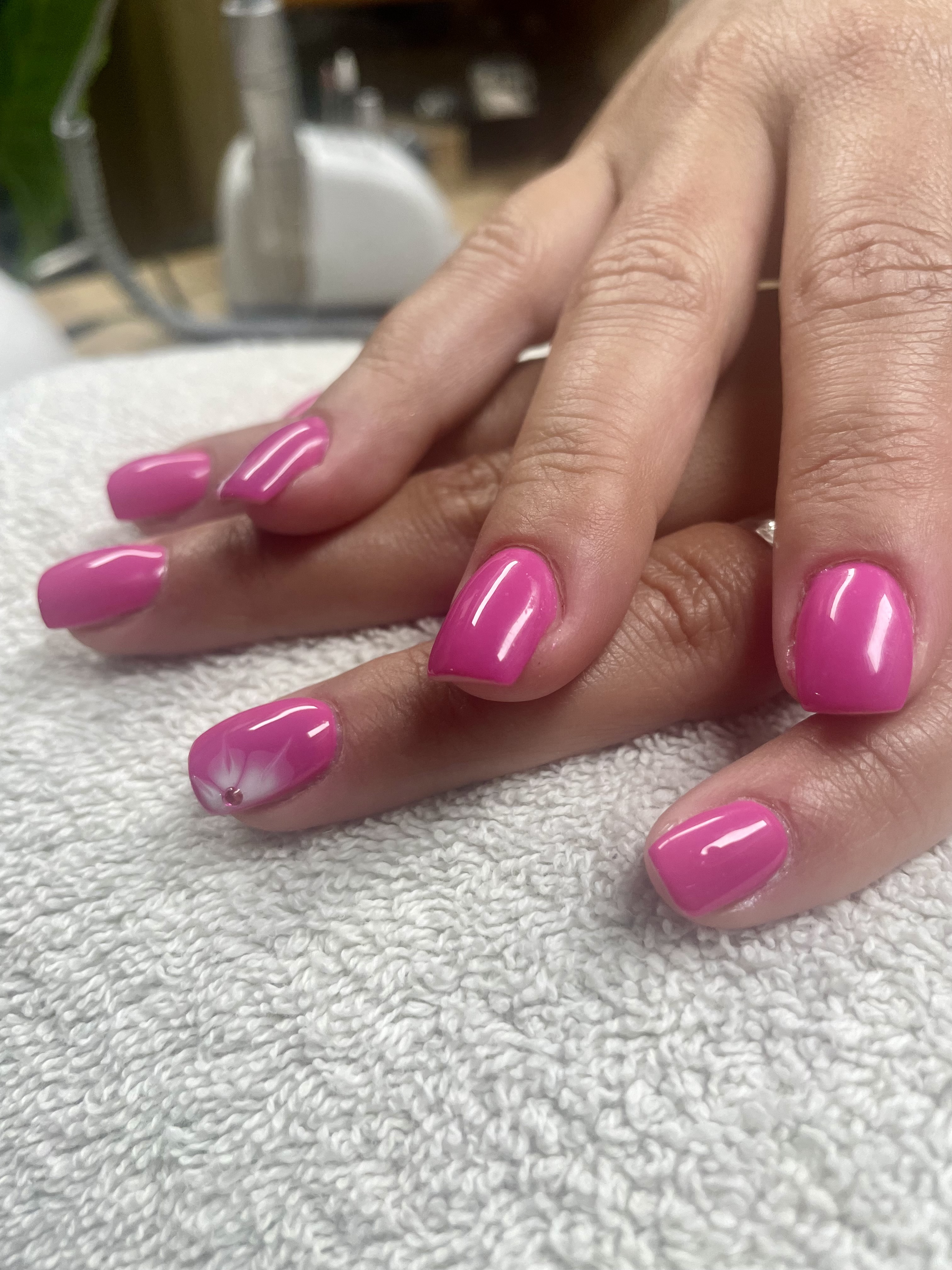 Réalisation onglerie Jen Beauté Privée